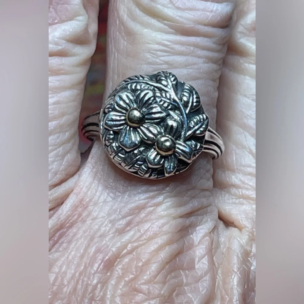 Stephen Dweck Elyse Flowers Ring 925 & 14K - Picture 8 of 11